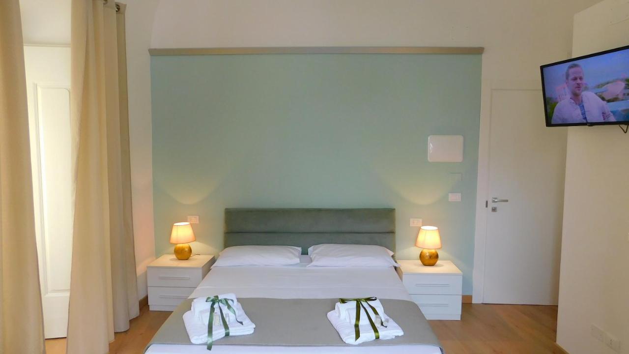 B&B La Maison Del Borgo Роди Гарганико Екстериор снимка